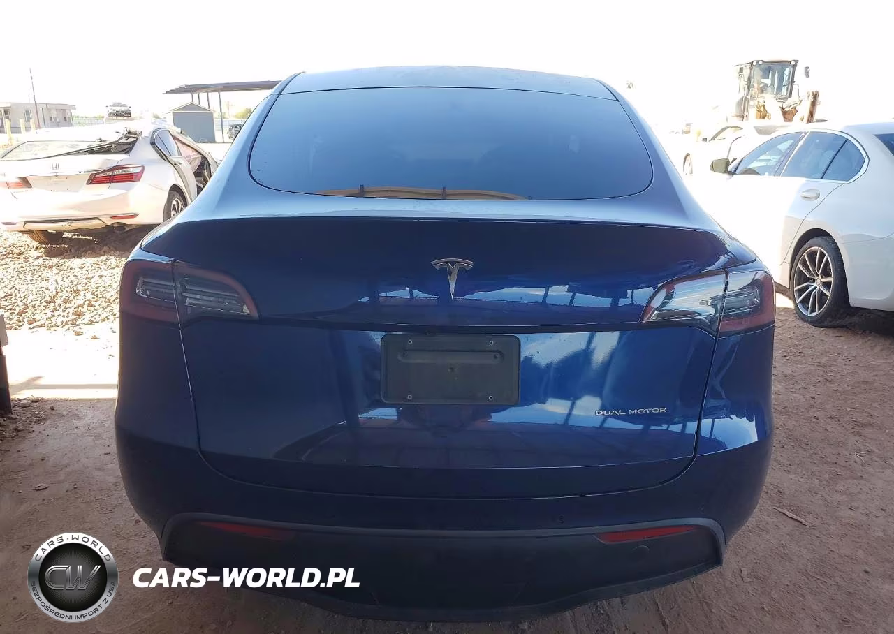 2020 Tesla Model Y VIN:5YJYGDEEXLF027402 - 6