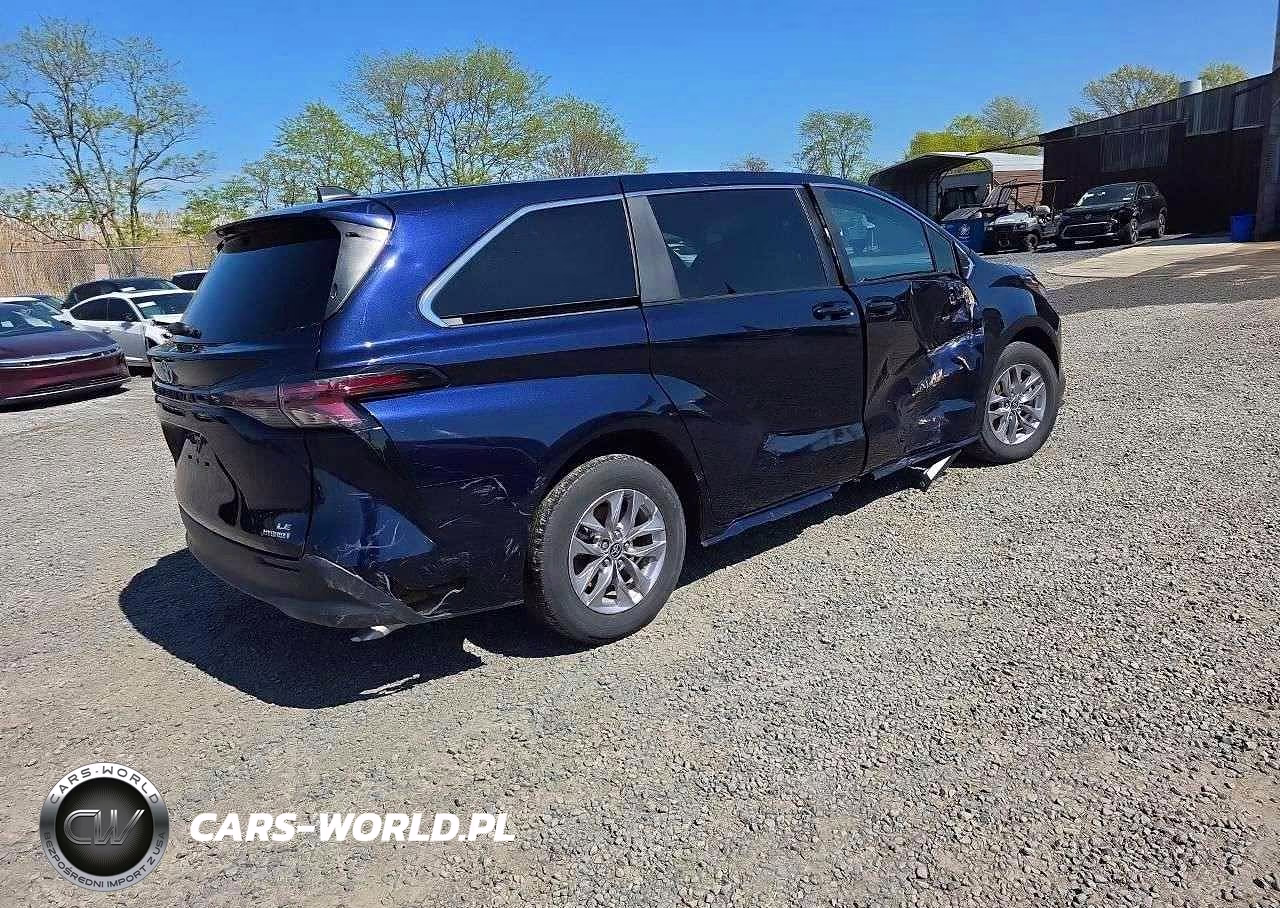 2024 Toyota Sienna Le VIN:5TDKSKFC5RS136232 - 4