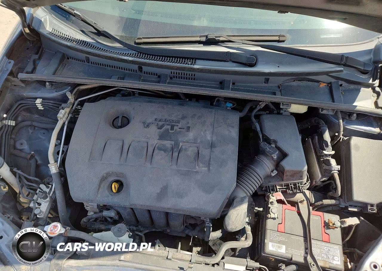 2018 Toyota Corolla Le VIN:2T1BURHE0JC966700 - 11