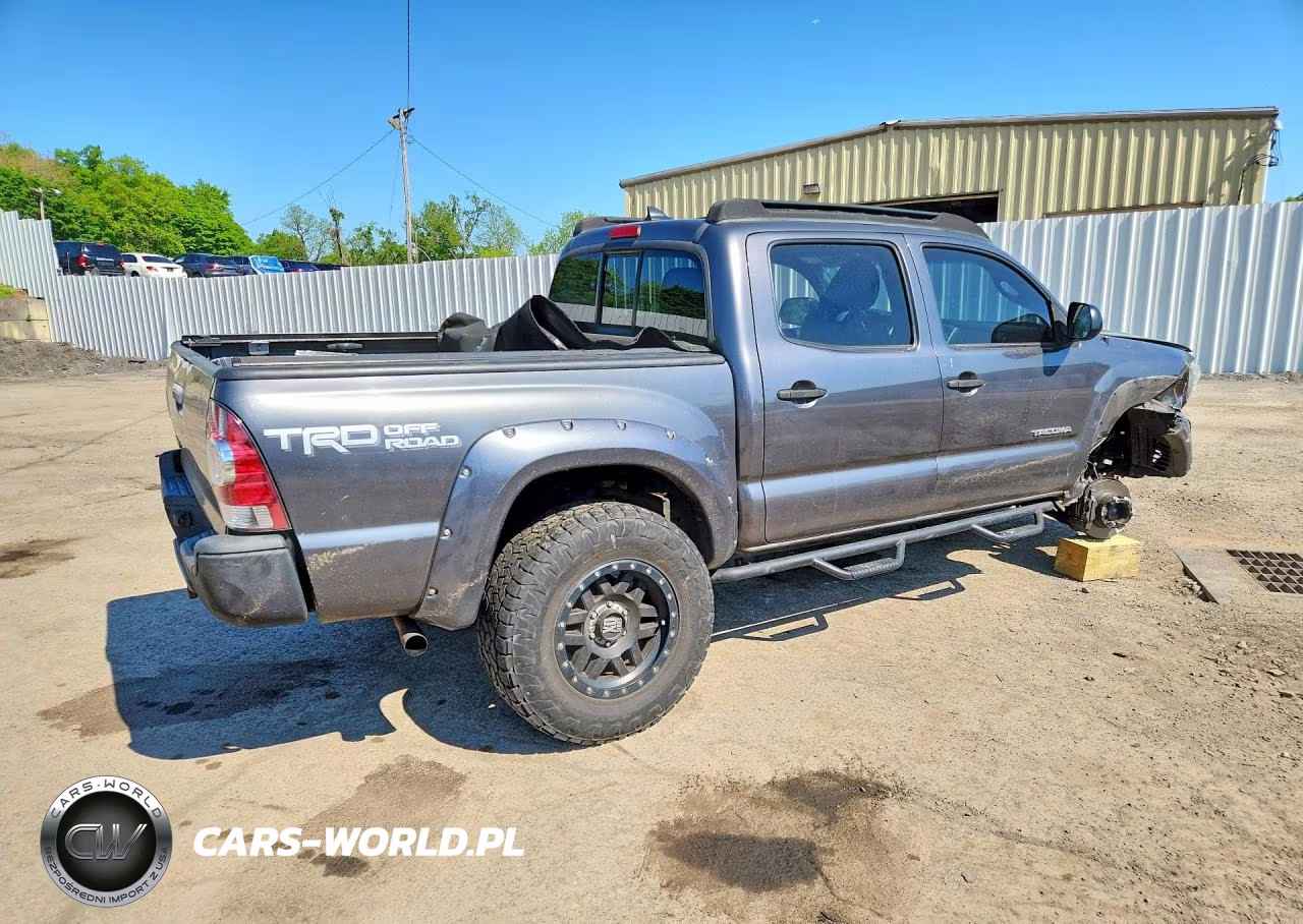 2014 Toyota Tacoma Double Cab VIN:5TFLU4EN9EX089580 - 3