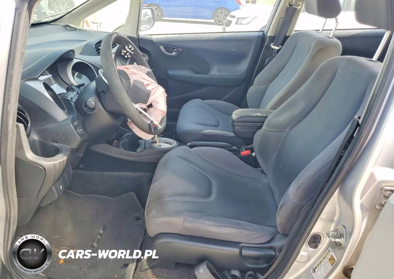 2013 Honda Fit VIN:JHMGE8H3XDC064594 - 7