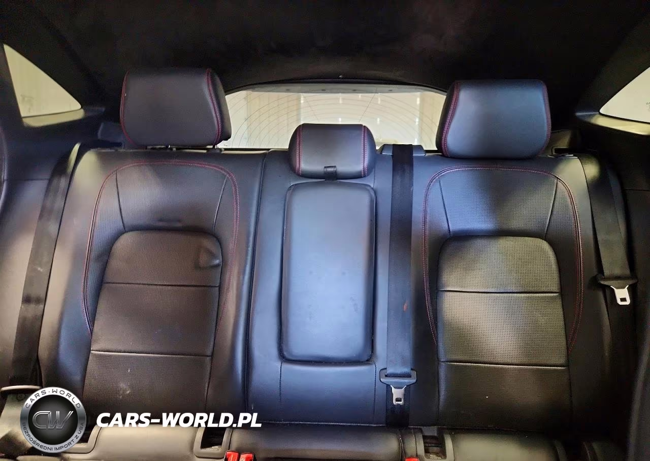 2018 Jaguar E-Pace First Edition VIN:SADFL2FXXJ1Z03516 - 10