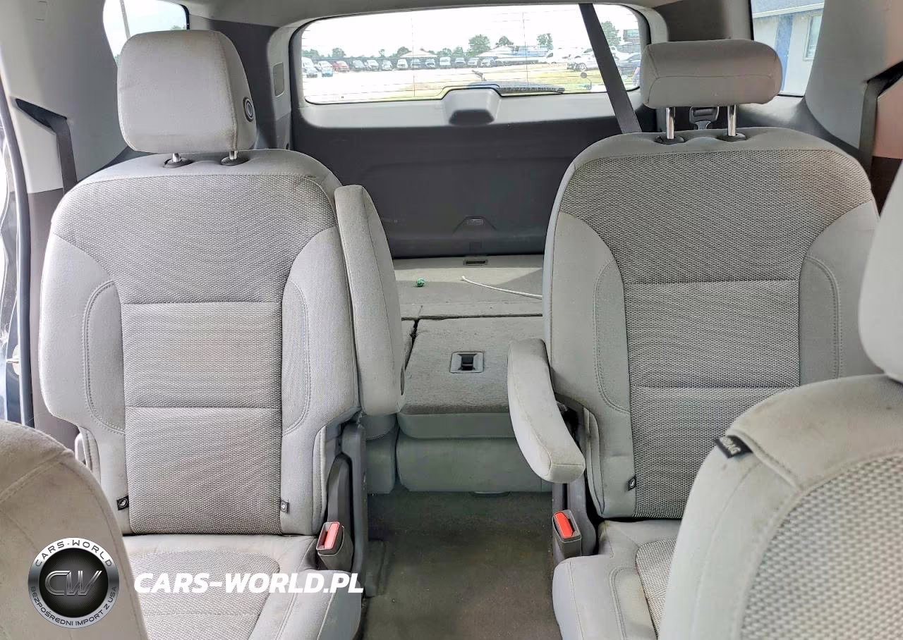 2018 Chevrolet Traverse Lt VIN:1GNEVMKW8JJ244420 - 10