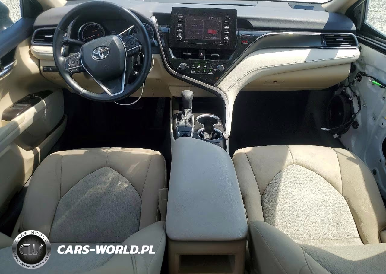2021 Toyota Camry Le VIN:4T1C11BK5MU035643 - 8