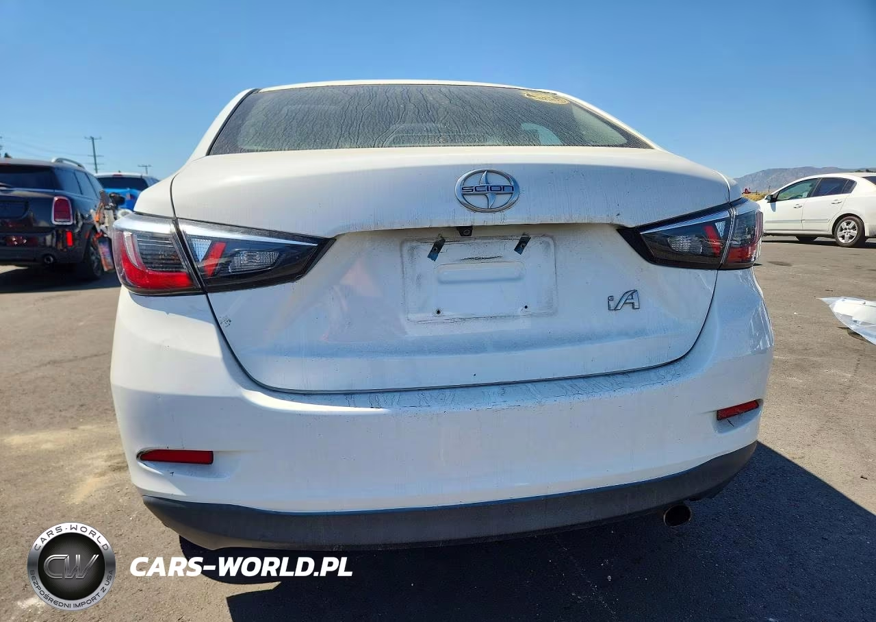 2016 Scion Ia Base VIN:3MYDLBZV7GY124853 - 6