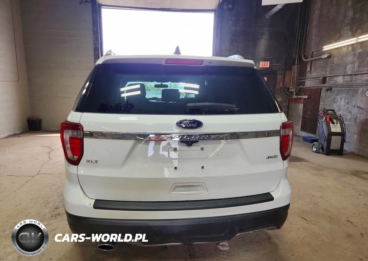 2018 Ford Explorer Xlt VIN:1FM5K8D88JGB73770 - 6