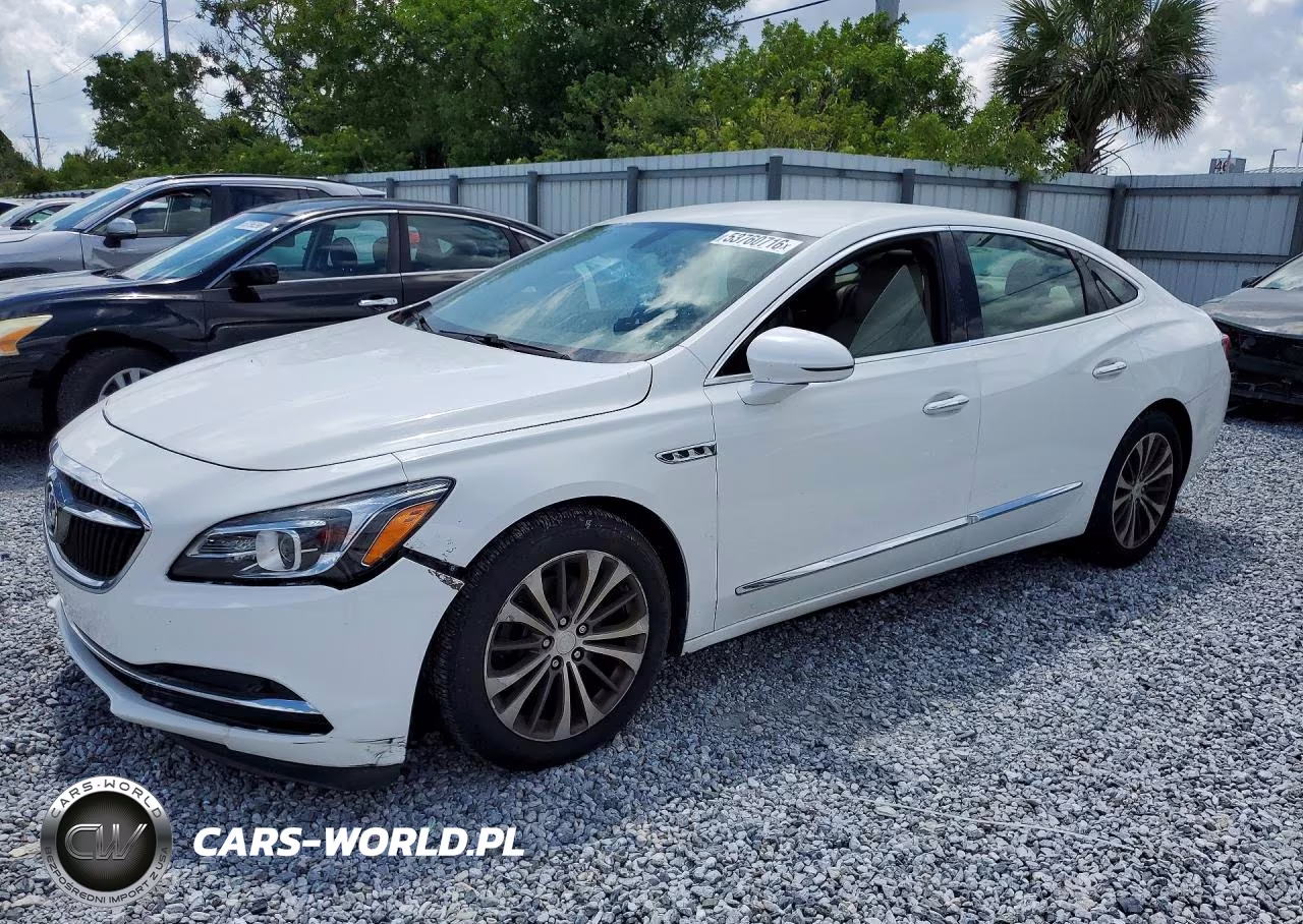 2017 Buick Lacrosse Preferred – zdjęcie 1 z 12