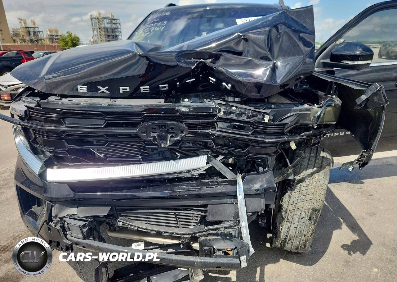 2025 Ford Expedition Max Platinum VIN:1FMJK1M86SEA15964 - 12
