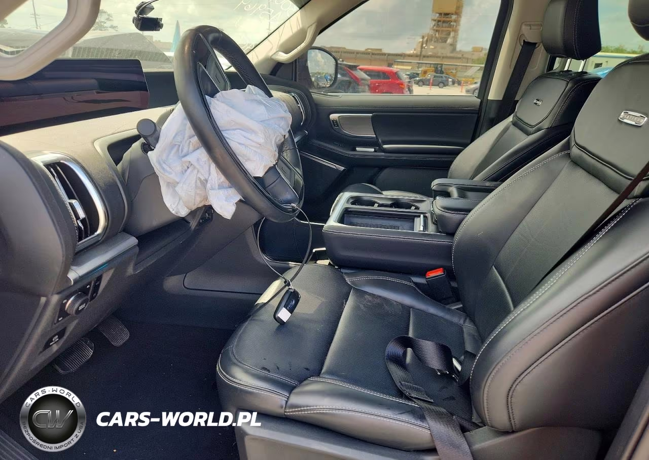 2025 Ford Expedition Max Platinum VIN:1FMJK1M86SEA15964 - 7