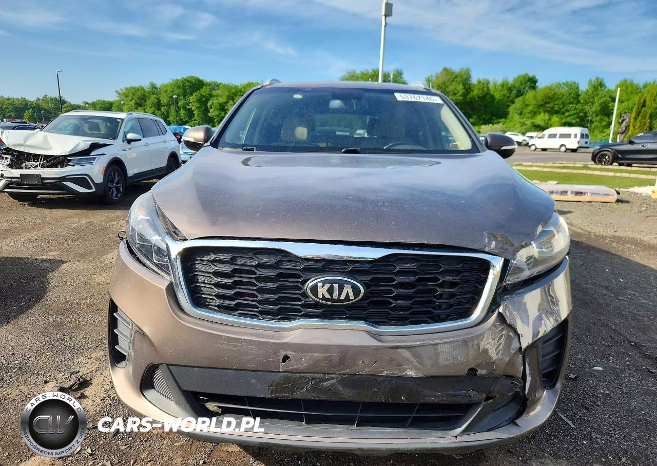 2019 Kia Sorento Lx VIN:5XYPGDA36KG434043 - 5