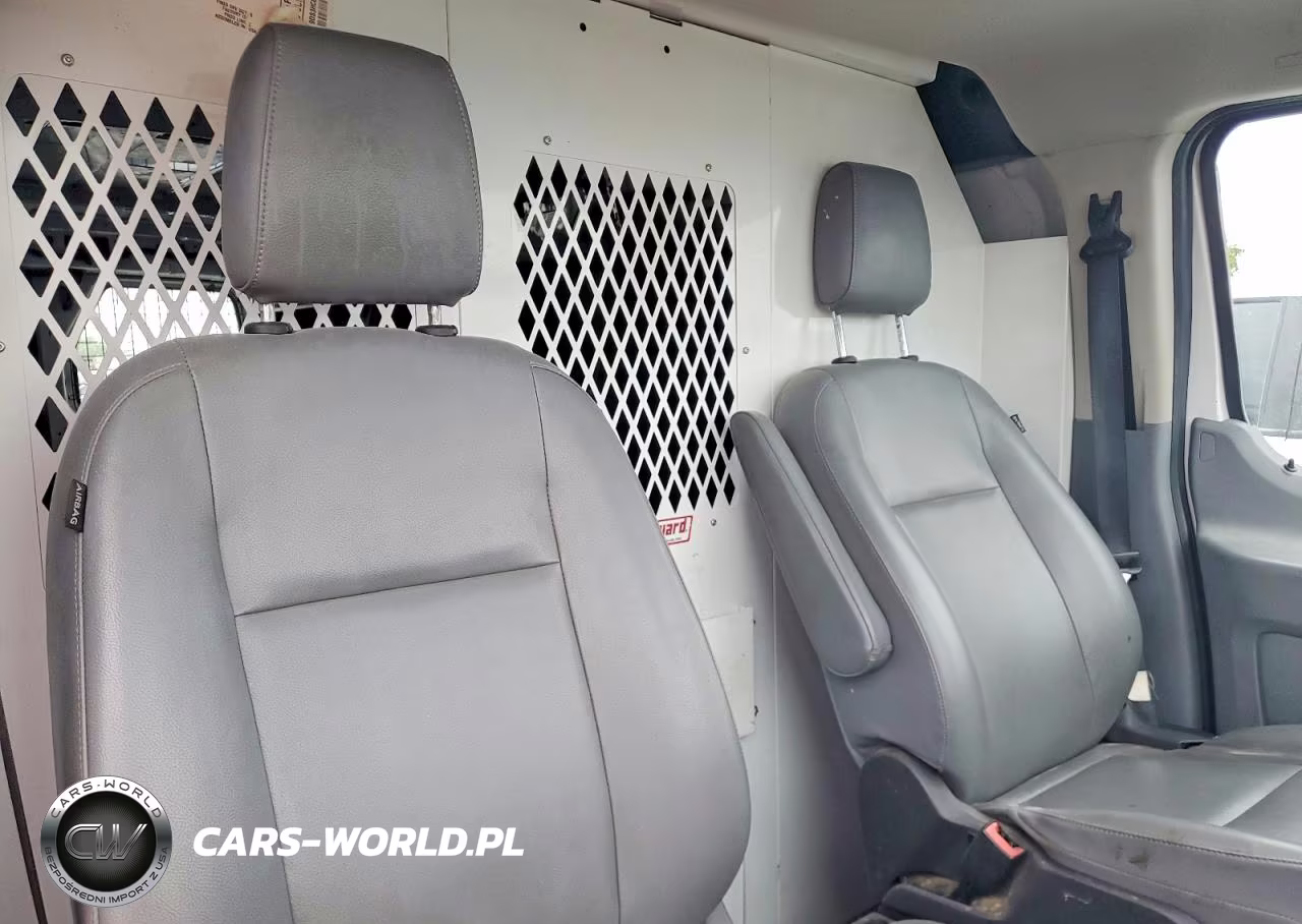 2019 Ford Transit-250 VIN:1FTYR2ZM5KKB10852 - 11
