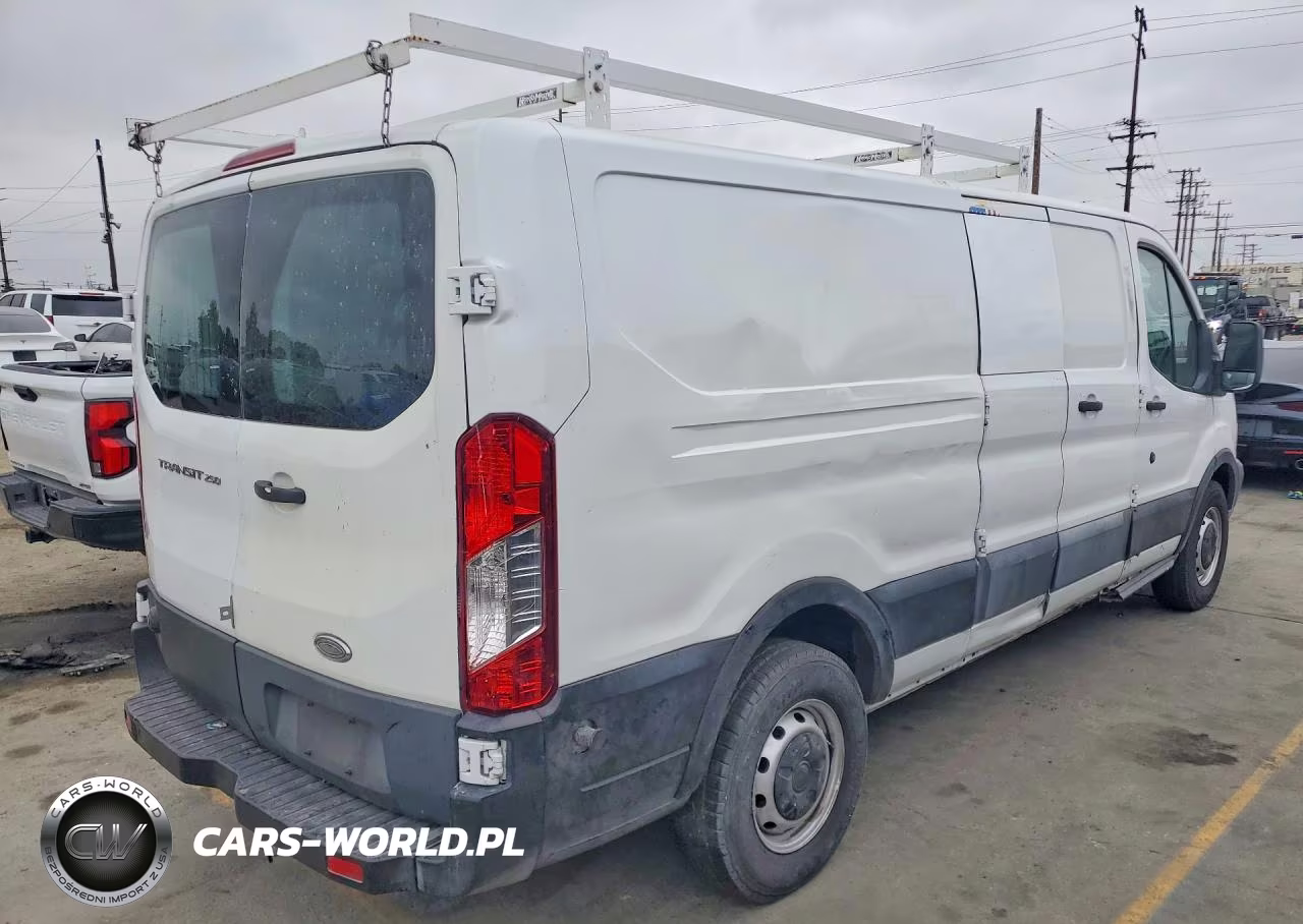 2019 Ford Transit-250 VIN:1FTYR2ZM5KKB10852 - 3