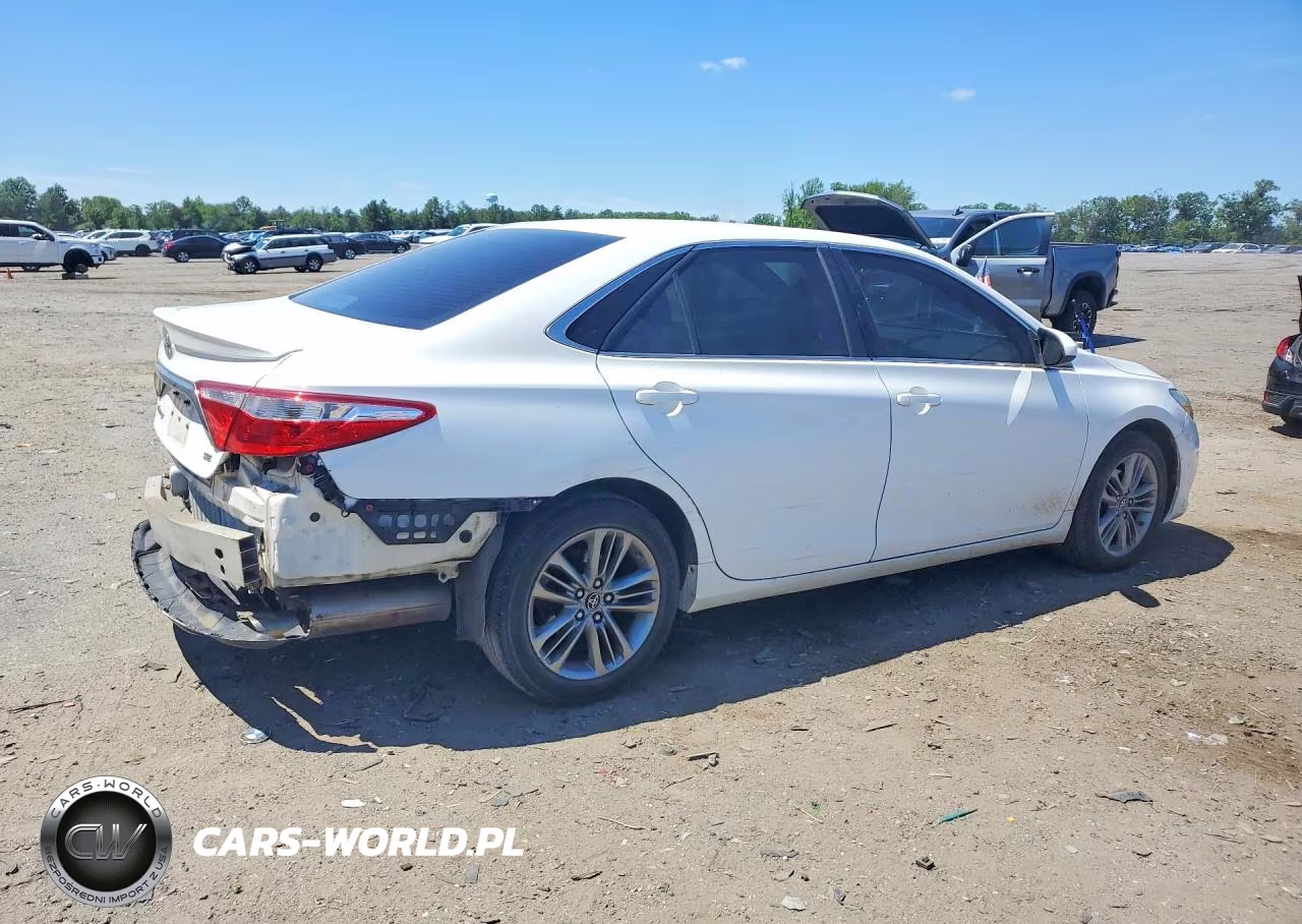 2017 Toyota Camry Se VIN:4T1BF1FKXHU772219 - 3