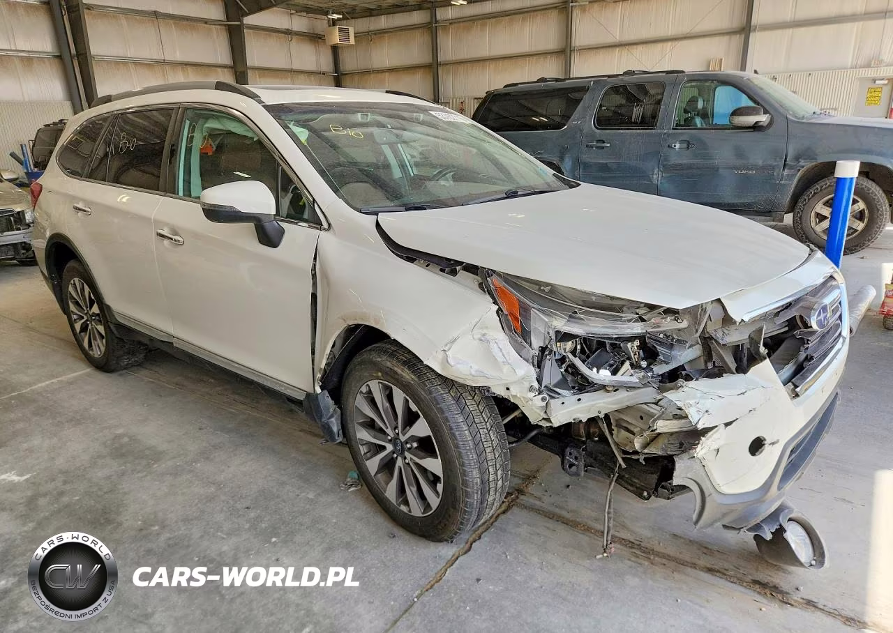 2019 Subaru Outback Touring VIN:4S4BSATC6K3255814 - 4