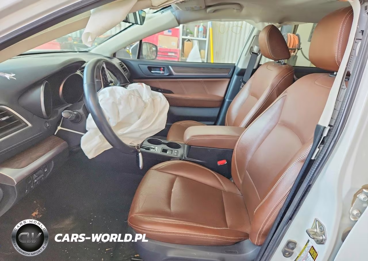 2019 Subaru Outback Touring VIN:4S4BSATC6K3255814 - 7