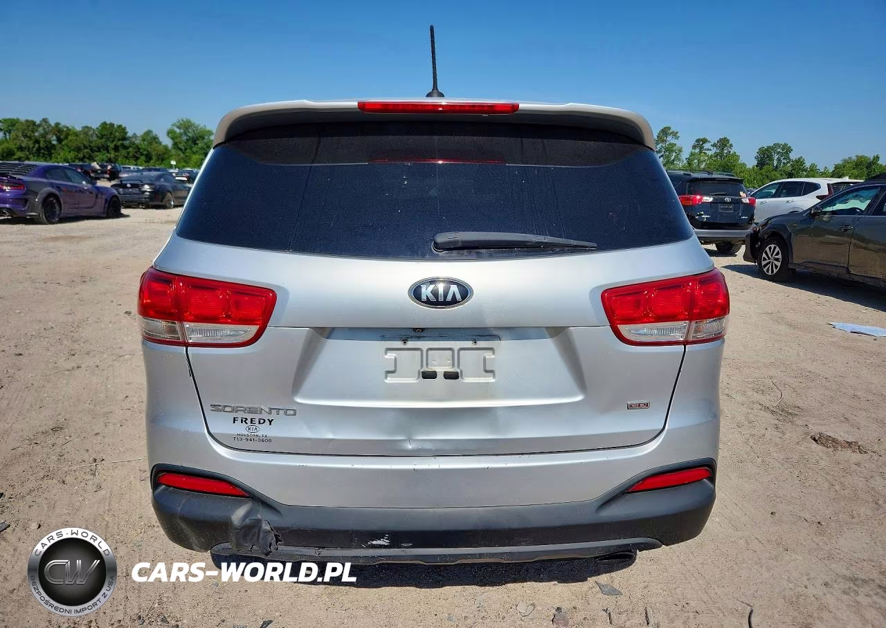 2018 Kia Sorento L VIN:5XYPG4A33JG351314 - 6