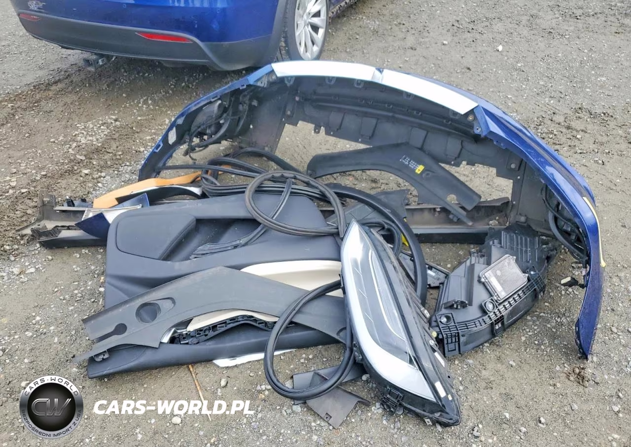 2018 Tesla Model X VIN:5YJXCAE27JF105224 - 13