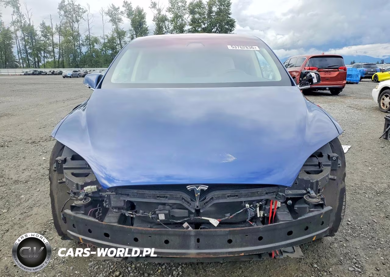 2018 Tesla Model X VIN:5YJXCAE27JF105224 - 5