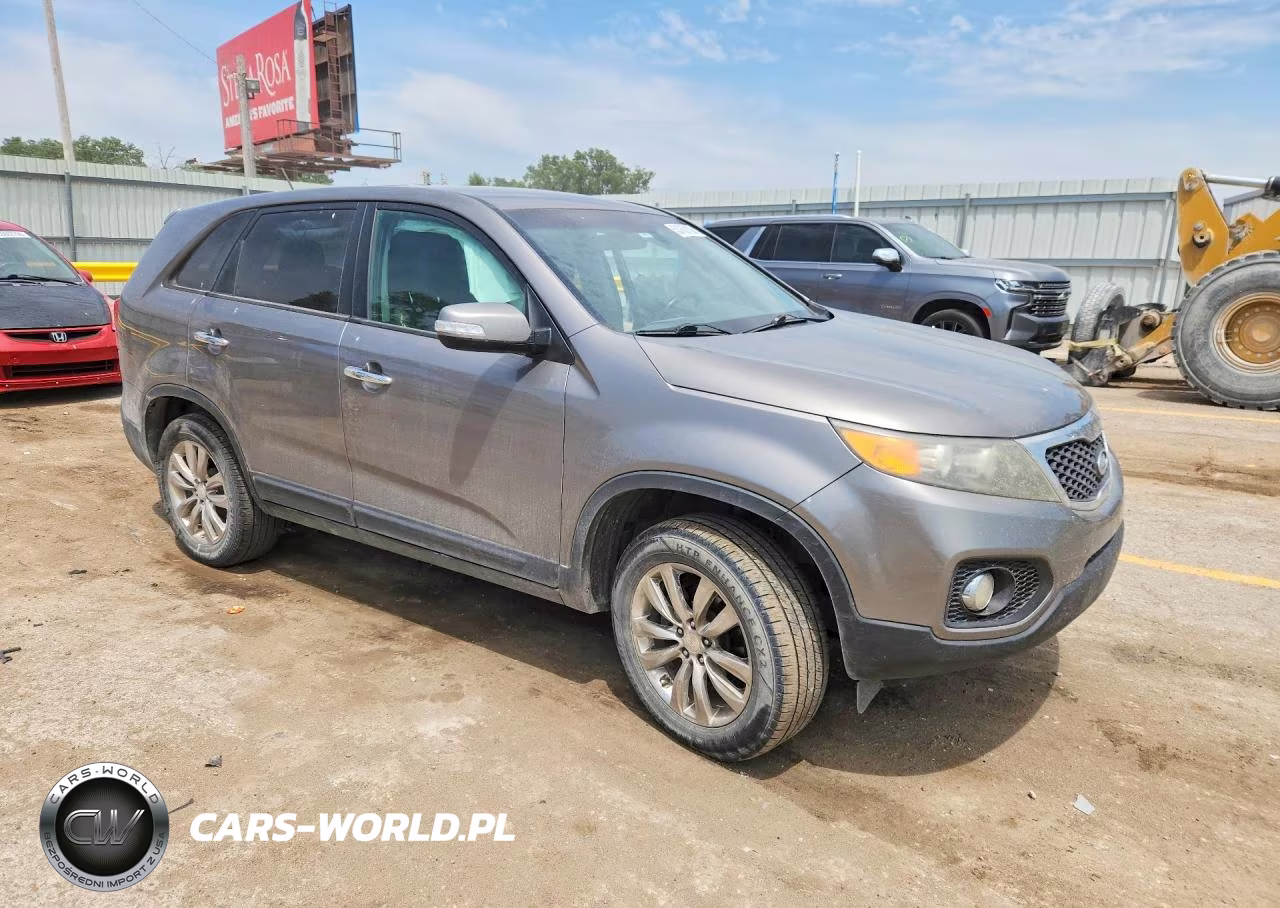 2011 Kia Sorento Ex VIN:5XYKU4A14BG017215 - 4