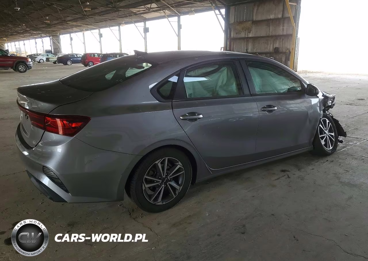 2024 Kia Forte Lxs VIN:3KPF24AD0RE722991 - 3