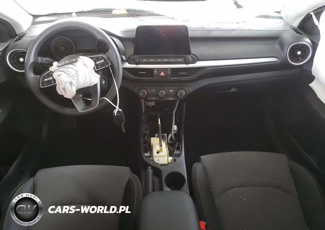 2024 Kia Forte Lxs VIN:3KPF24AD0RE722991 - 8