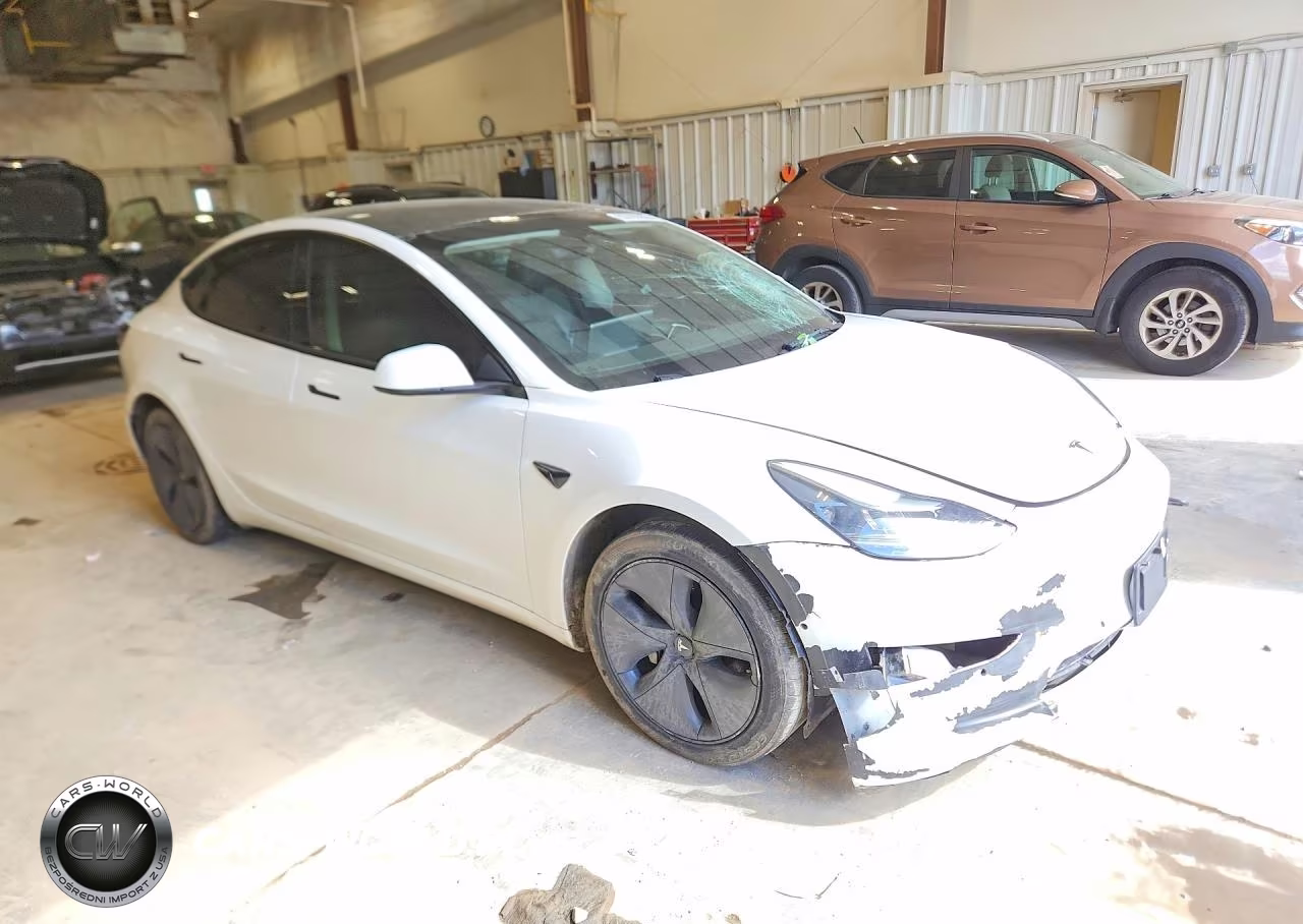 2023 Tesla Model 3 VIN:5YJ3E1EA1PF435160 - 4
