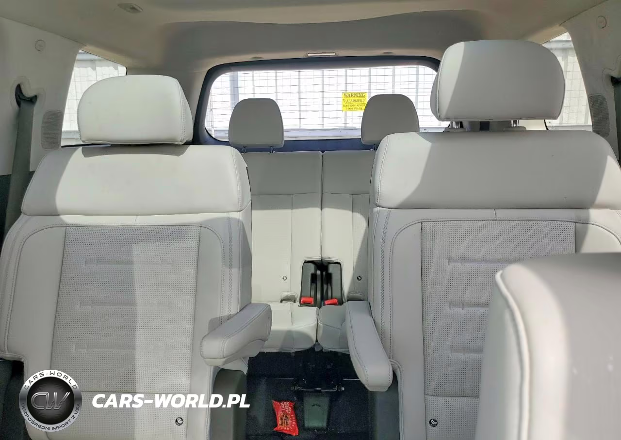 2025 Hyundai Santa Fe Calligraphy VIN:5NMP5DG1XSH068900 - 10