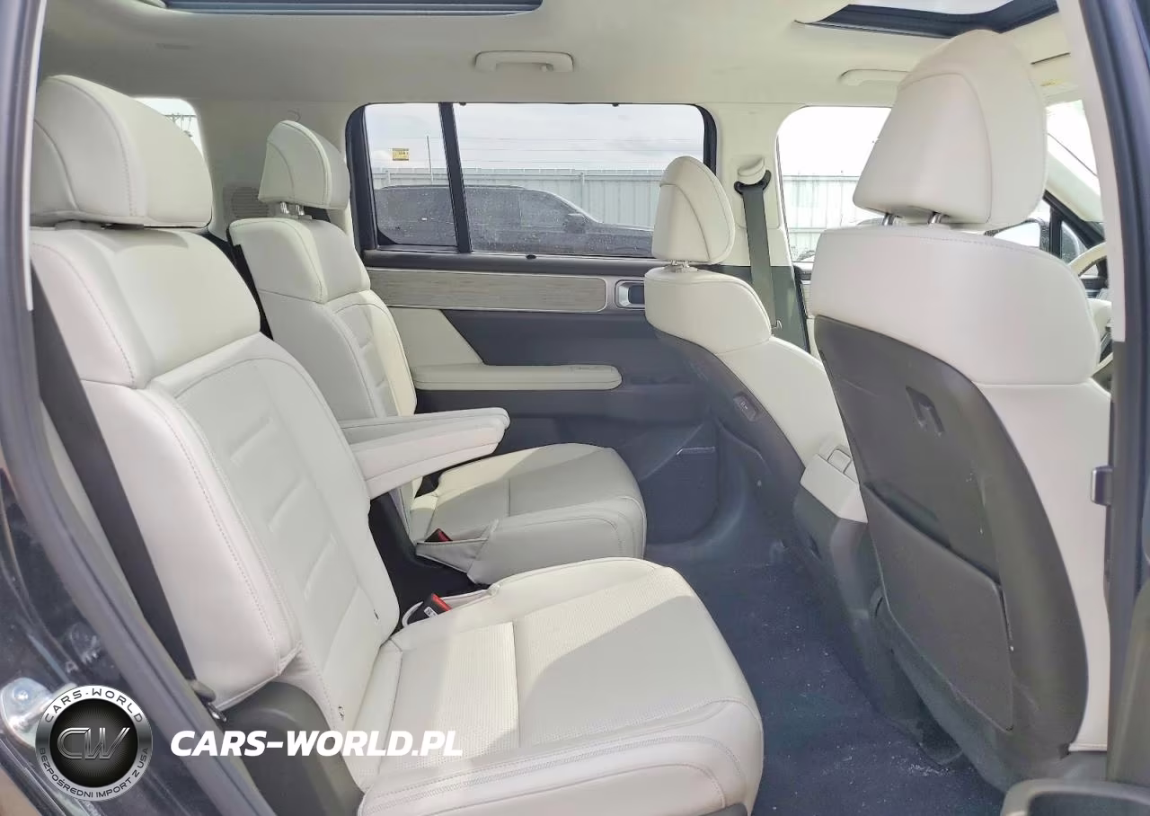 2025 Hyundai Santa Fe Calligraphy VIN:5NMP5DG1XSH068900 - 11