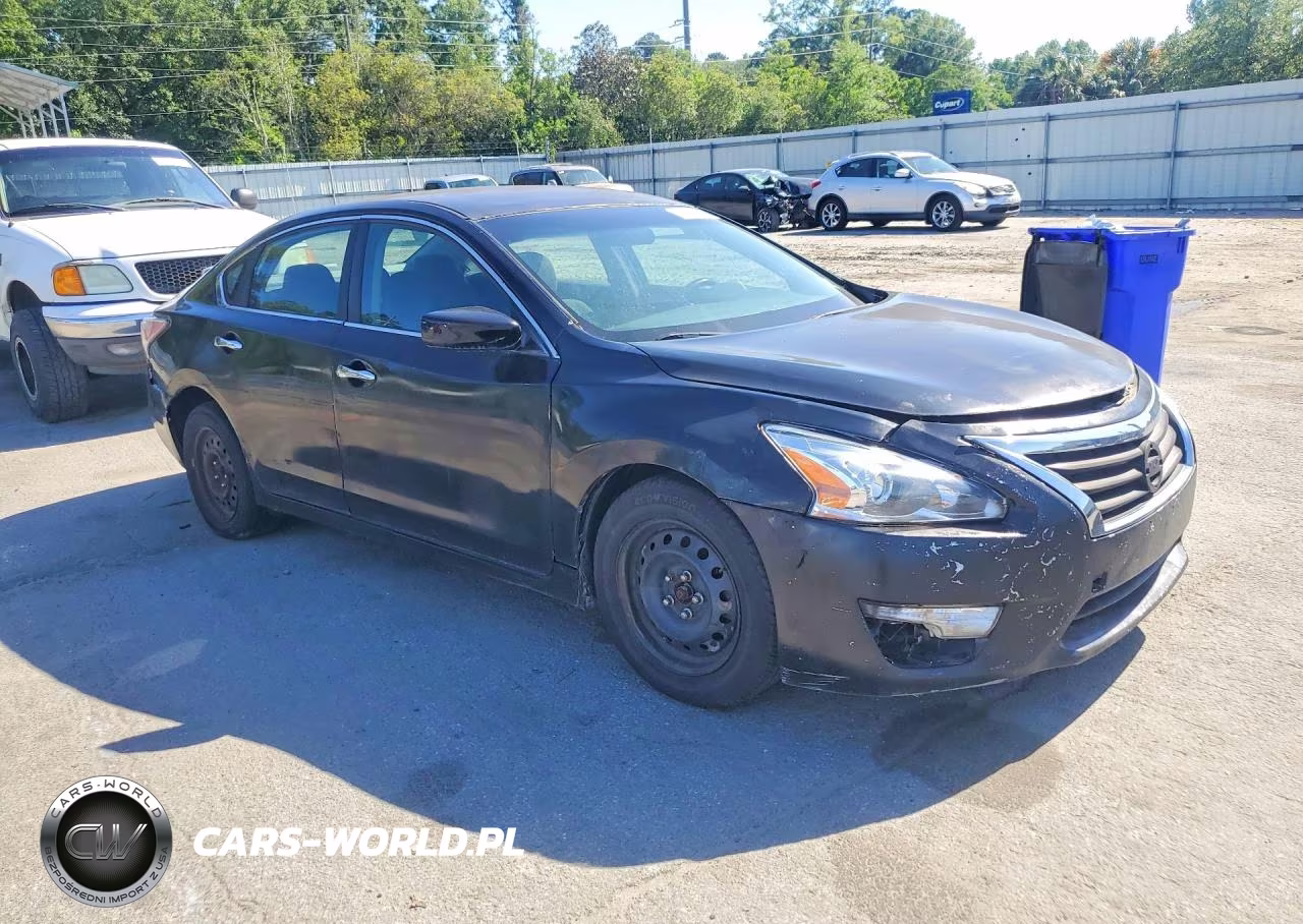 2015 Nissan Altima 2.5 S VIN:1N4AL3AP8FN867141 - 4