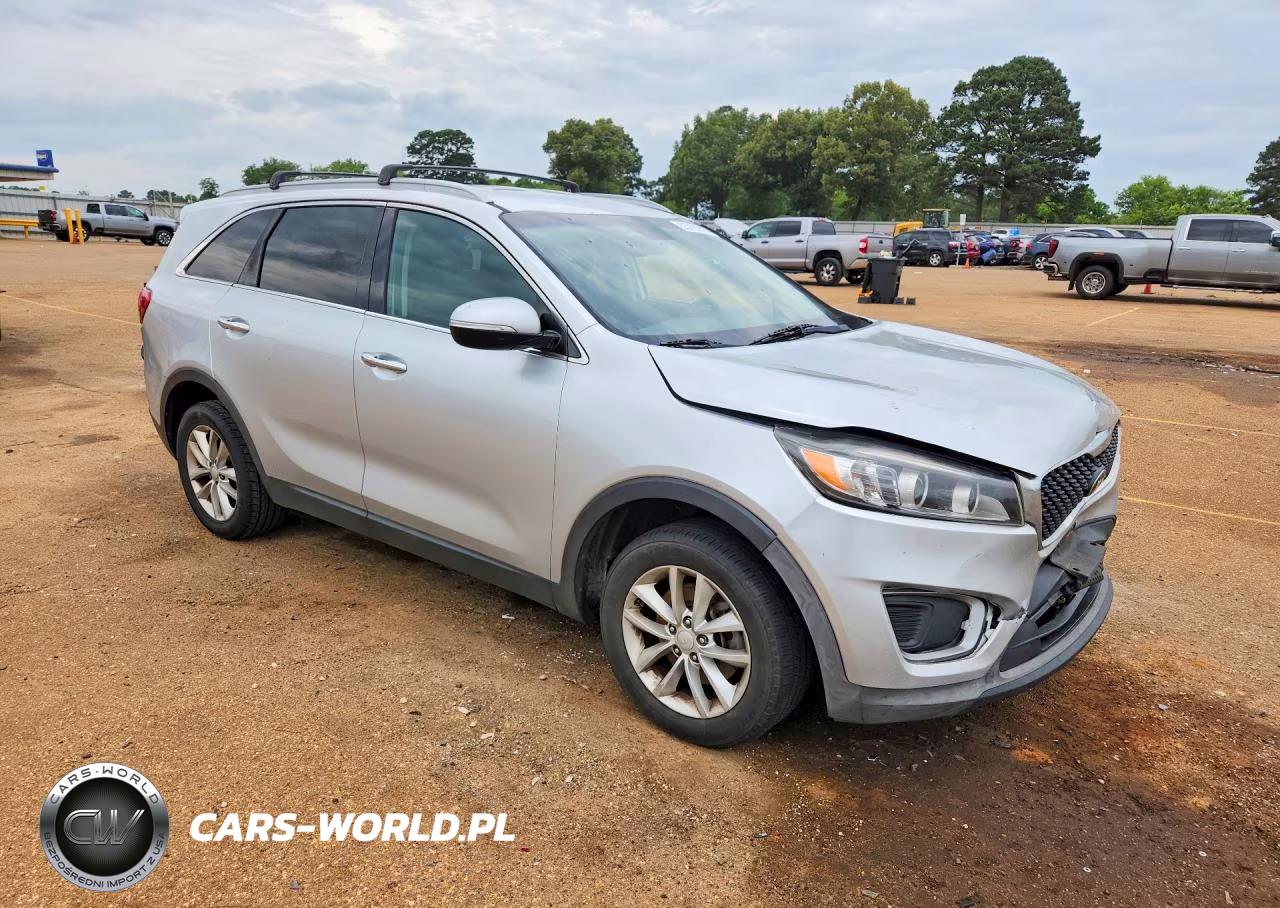 2016 Kia Sorento Lx VIN:5XYPG4A33GG086435 - 4