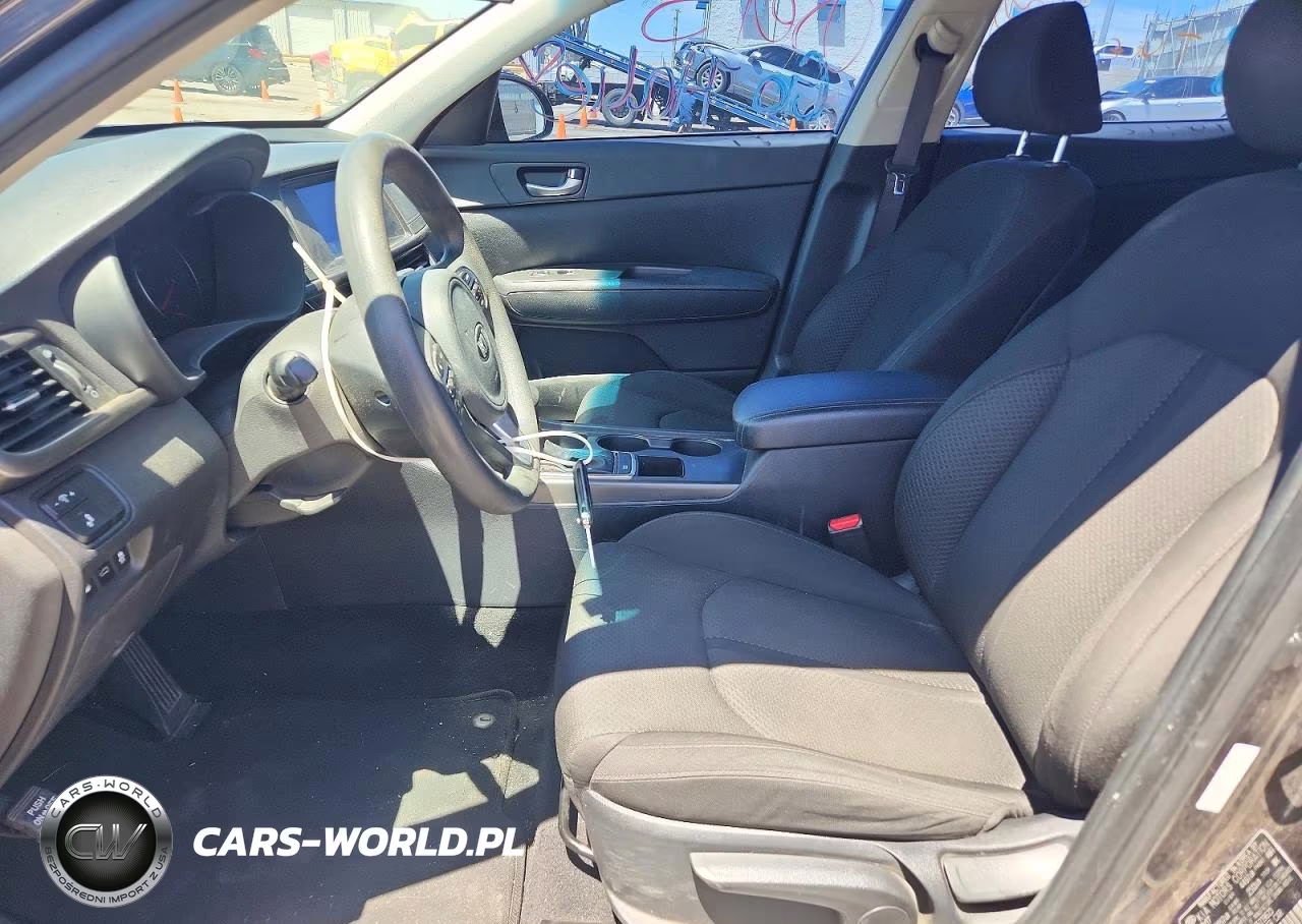 2018 Kia Optima Lx VIN:KNAGT4L35J5219623 - 7