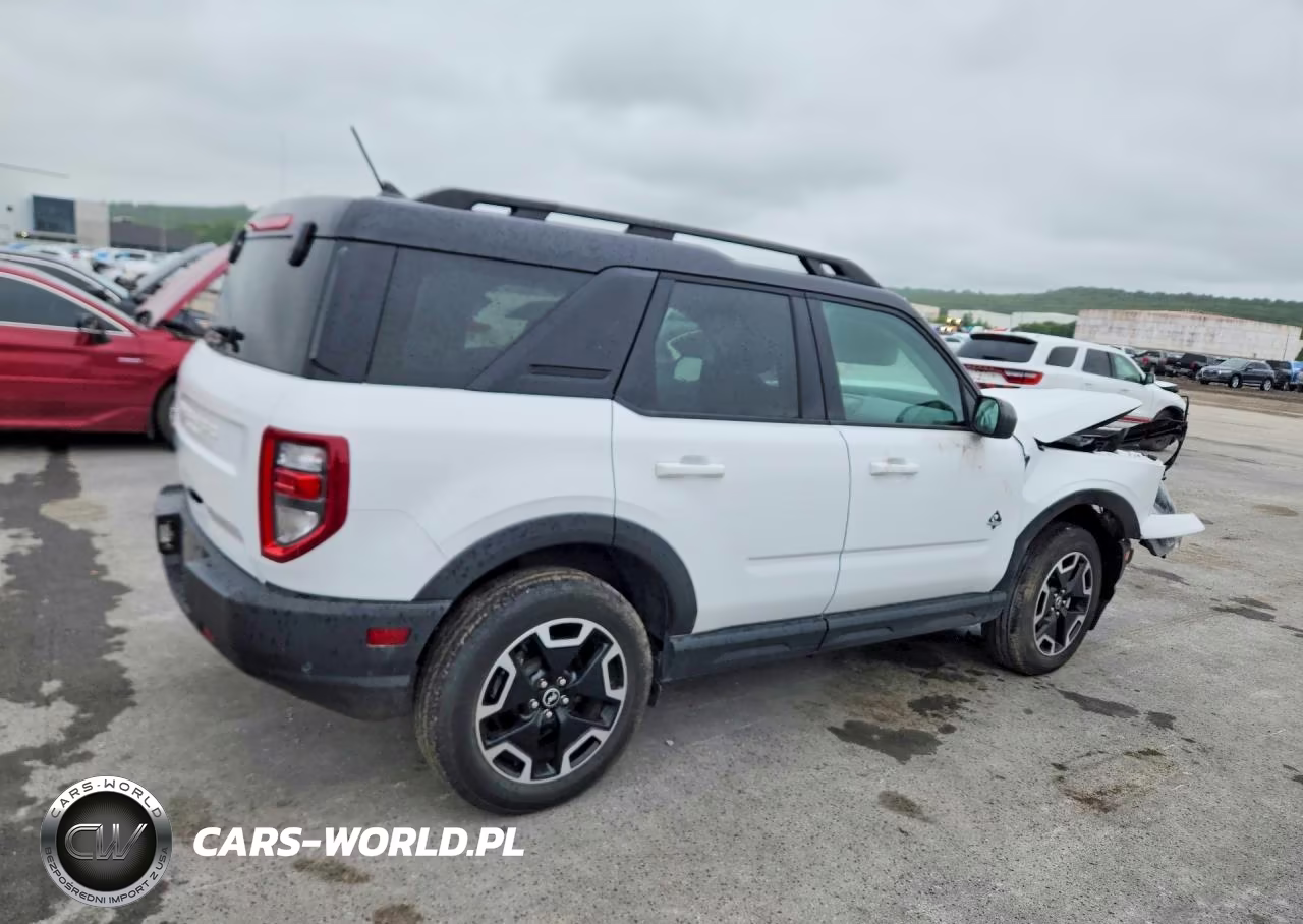 2024 Ford Bronco Sport Outer Banks VIN:3FMCR9C64RRE77062 - 3