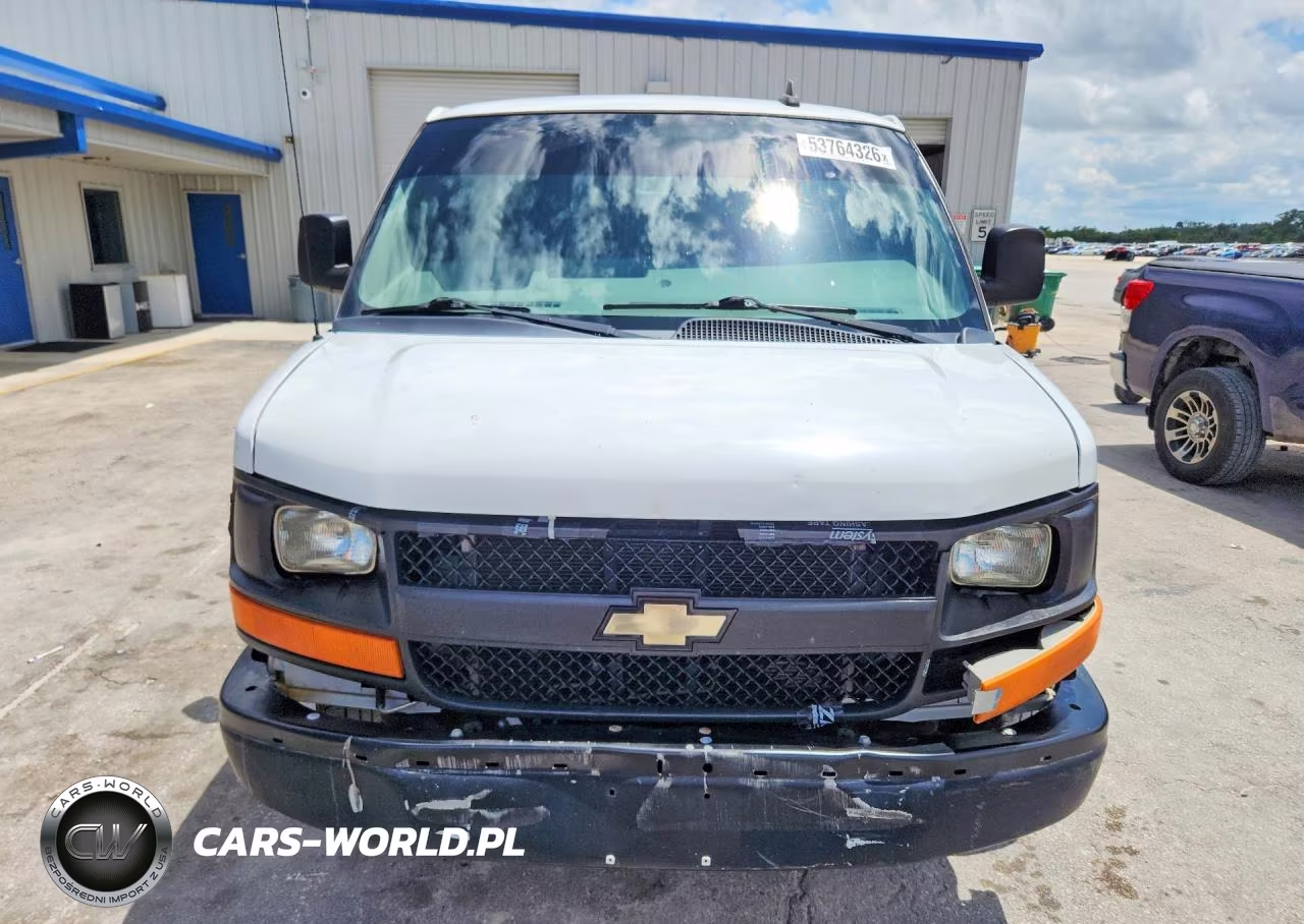 2017 Chevrolet Express 2500 Cargo Delivery Van VIN:1GCWGAFF3H1143859 - 5