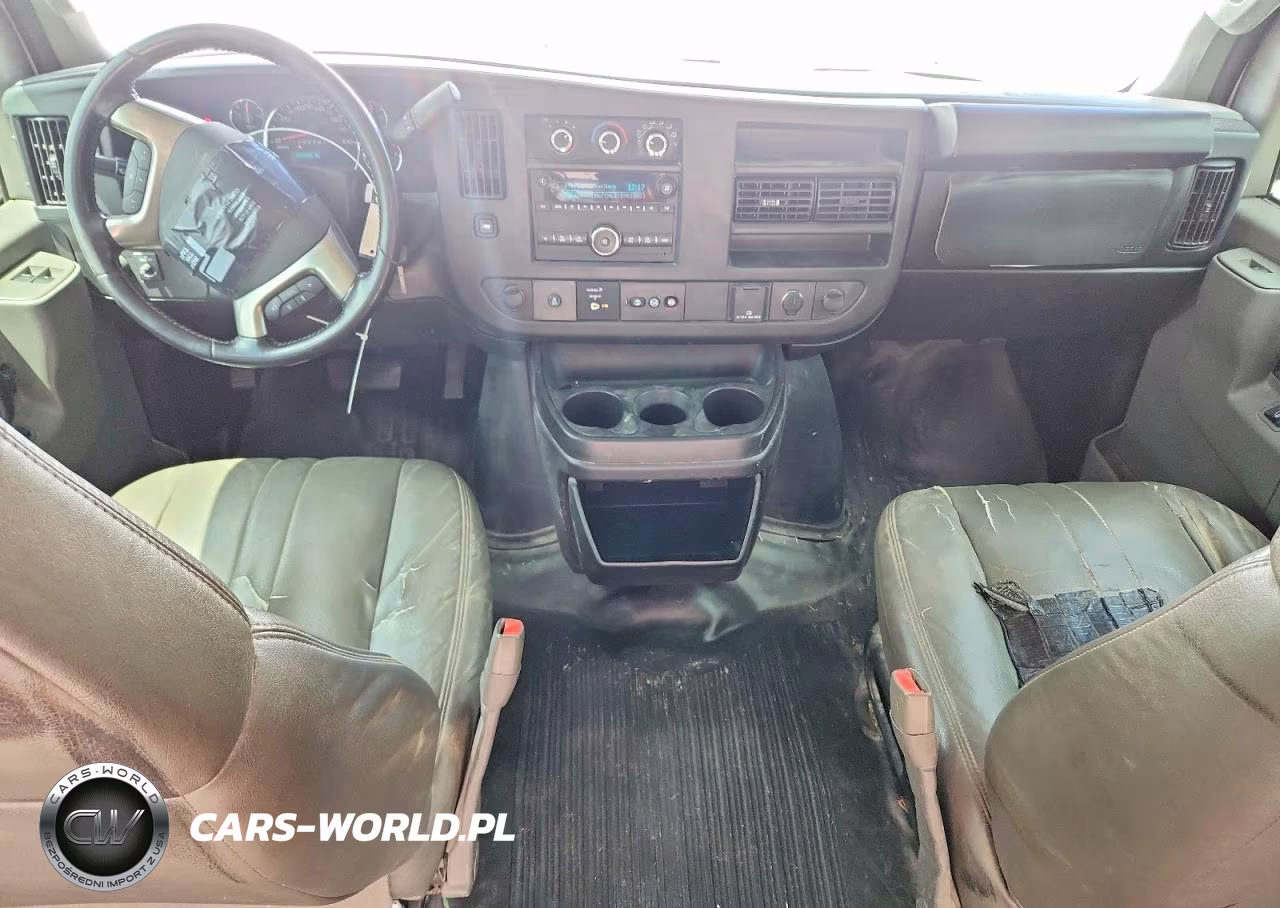 2017 Chevrolet Express 2500 Cargo Delivery Van VIN:1GCWGAFF3H1143859 - 8