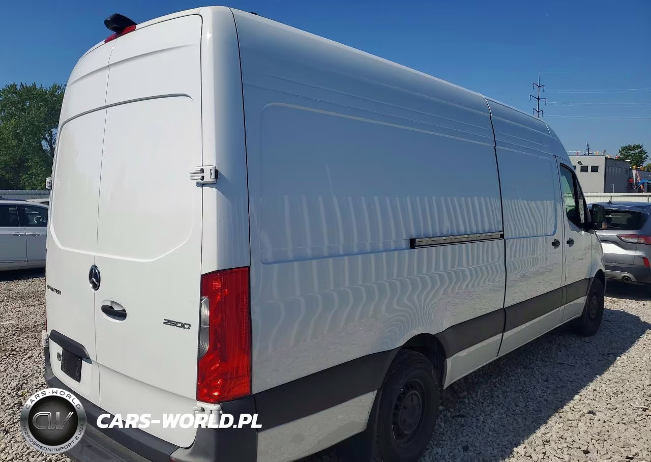 2024 Mercedes Benz Sprinter 2500 Delivery Van VIN:W1Y4KCHY4RT189489 - 3