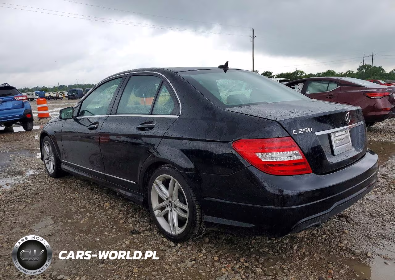 2014 Mercedes-Benz C 250 VIN:WDDGF4HB7EA948705 - 2