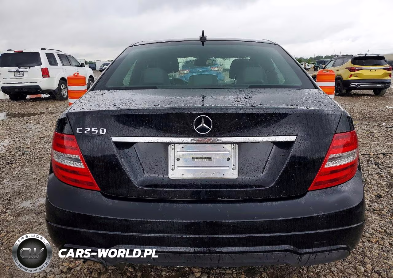 2014 Mercedes-Benz C 250 VIN:WDDGF4HB7EA948705 - 6