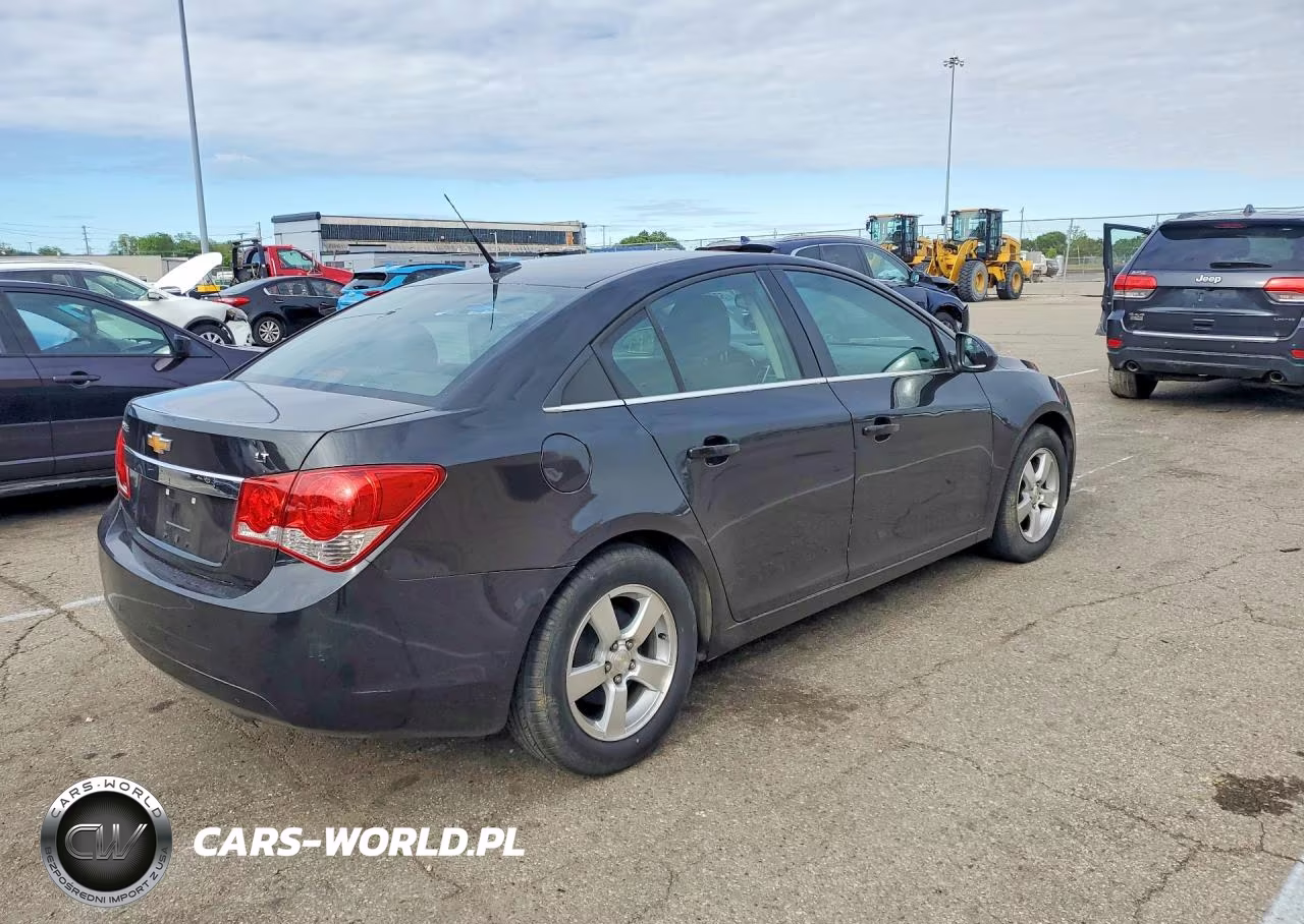 2014 Chevrolet Cruze Lt VIN:1G1PC5SB9E7356178 - 3