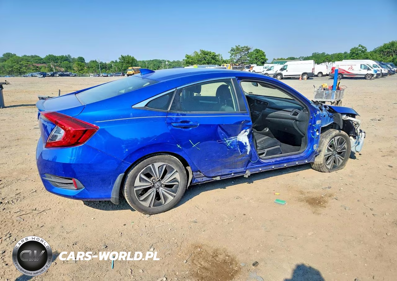 2018 Honda Civic Ex VIN:JHMFC1F33JX018718 - 3