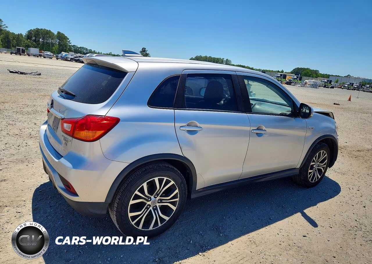 2018 Mitsubishi Outlander Sport Es VIN:JA4AR3AW9JU001070 - 3
