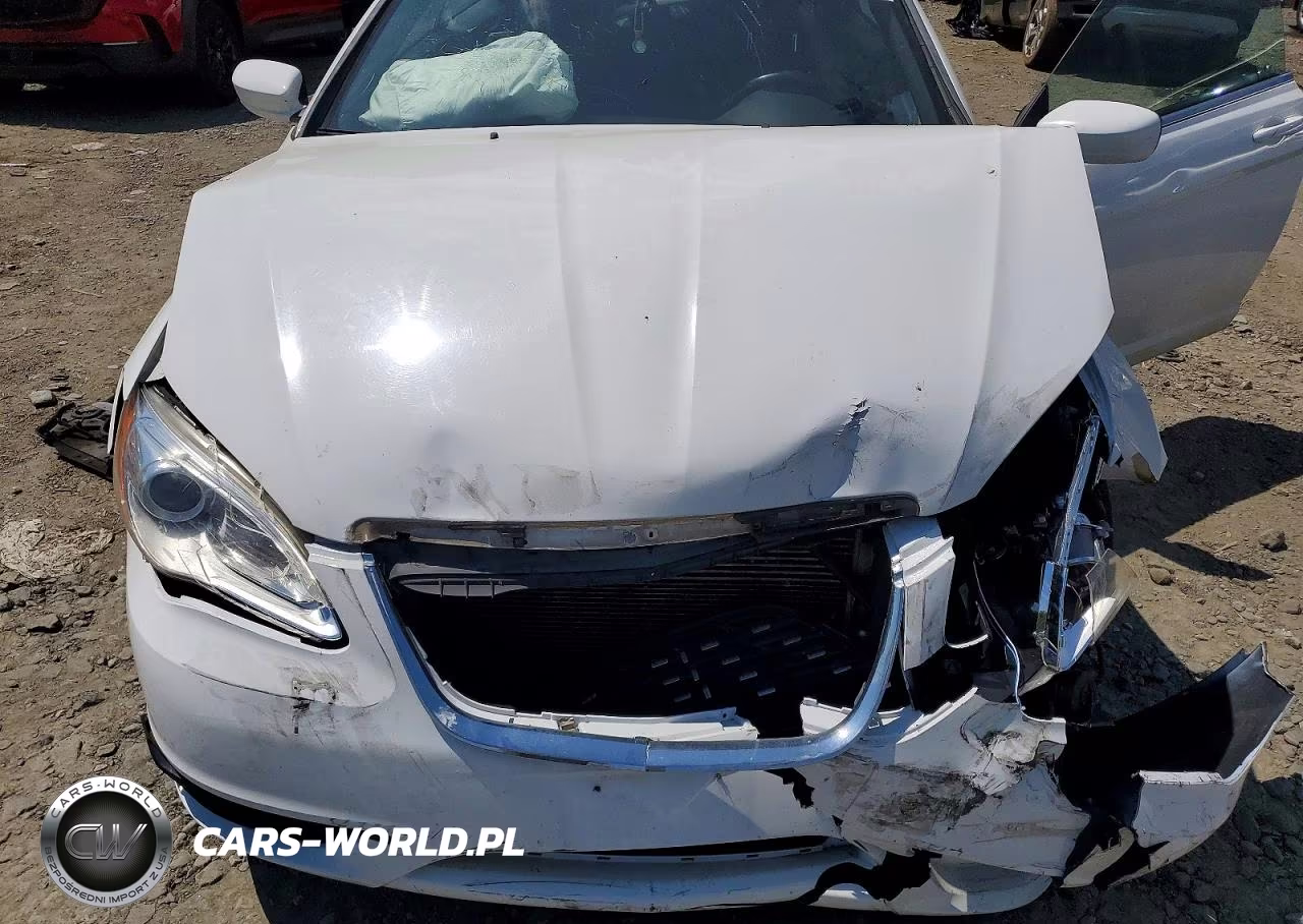 2013 Chrysler 200 Touring VIN:1C3BCBEB3DN526738 - 11