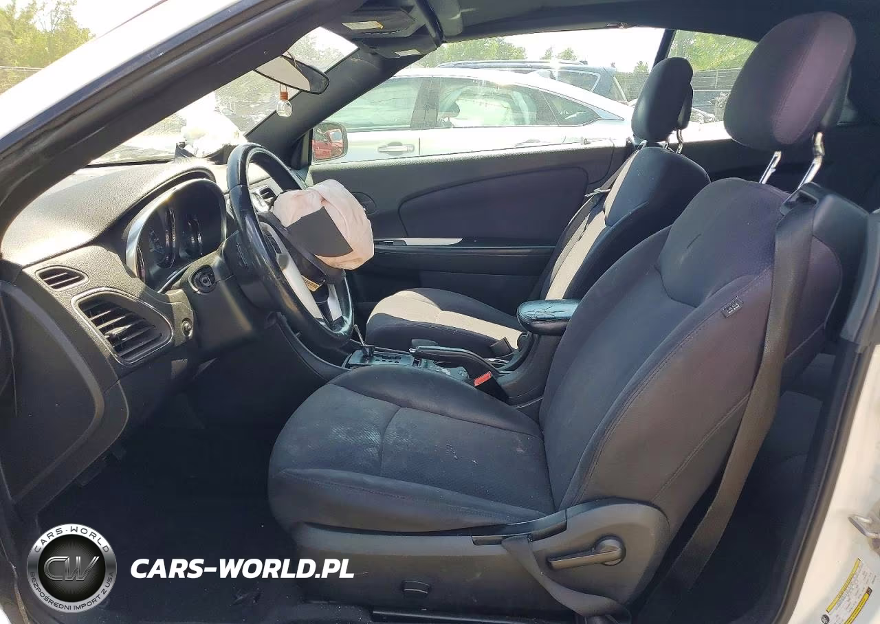 2013 Chrysler 200 Touring VIN:1C3BCBEB3DN526738 - 7