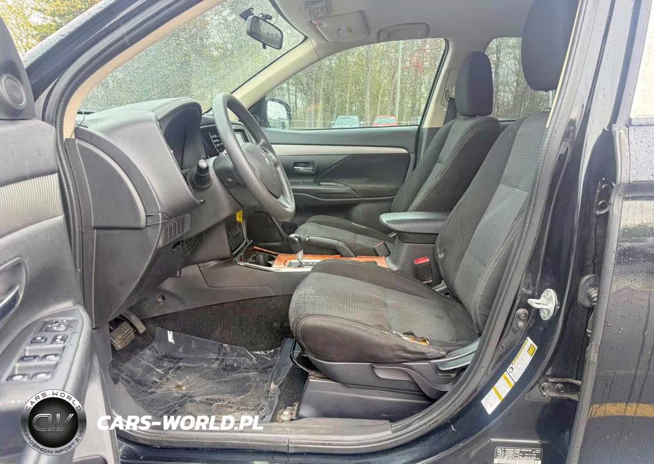 2018 Mitsubishi Outlander Es VIN:JA4AD2A3XJZ008823 - 13