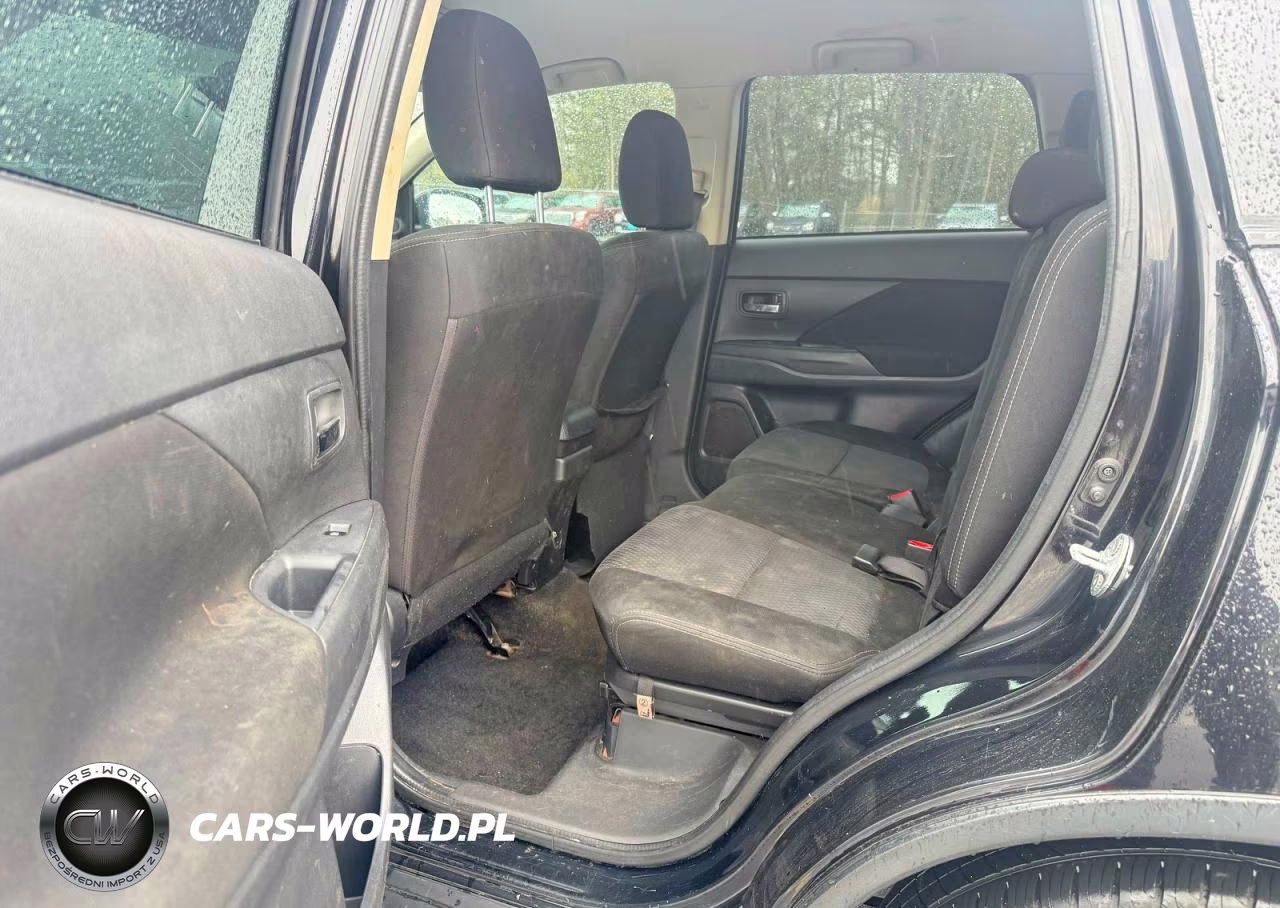 2018 Mitsubishi Outlander Es VIN:JA4AD2A3XJZ008823 - 14