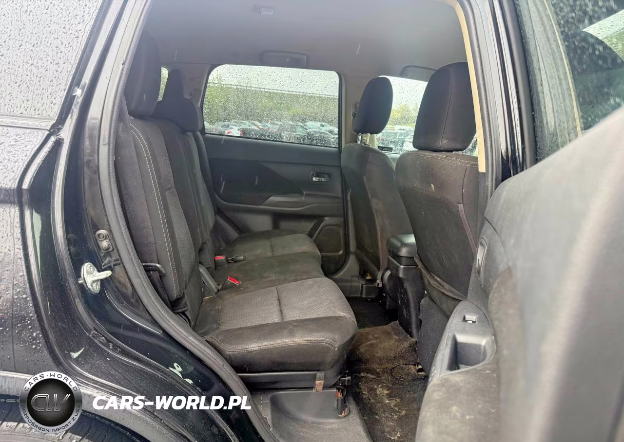 2018 Mitsubishi Outlander Es VIN:JA4AD2A3XJZ008823 - 6