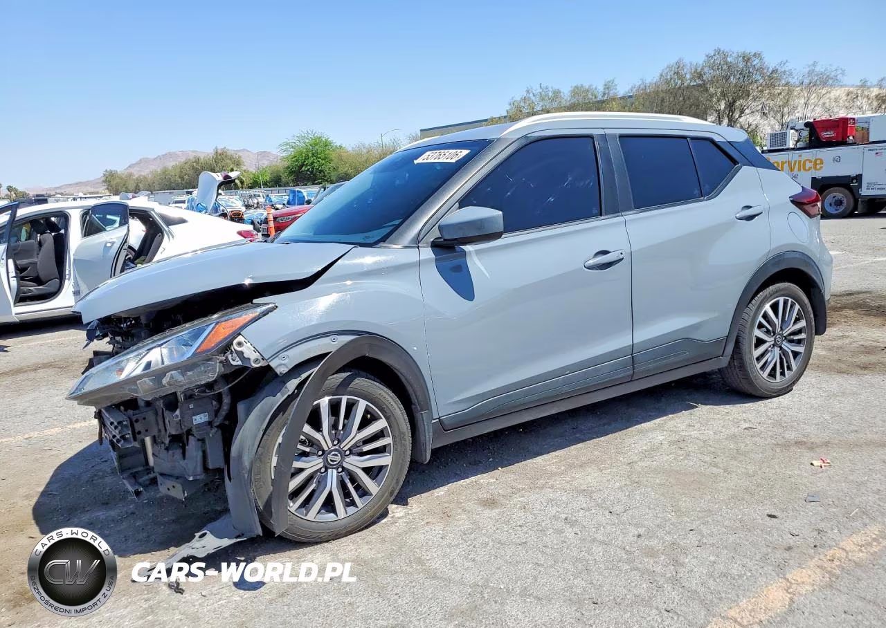 2021 Nissan Kicks Sv