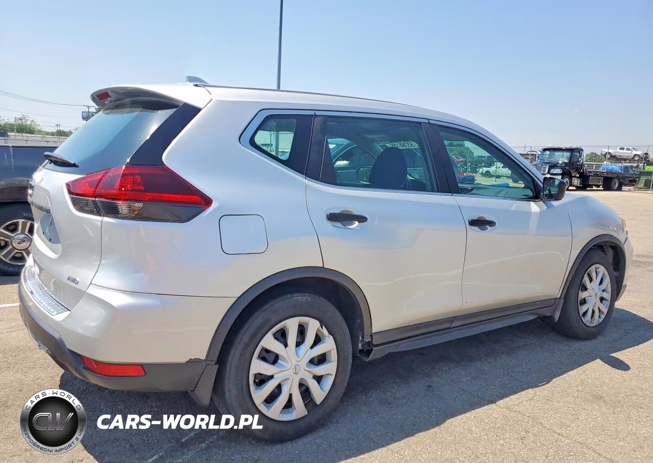 2018 Nissan Rogue S VIN:5N1AT2MV5JC731998 - 3
