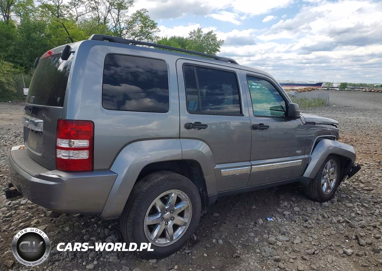 2012 Jeep Liberty Sport VIN:1C4PJMAK0CW199569 - 3