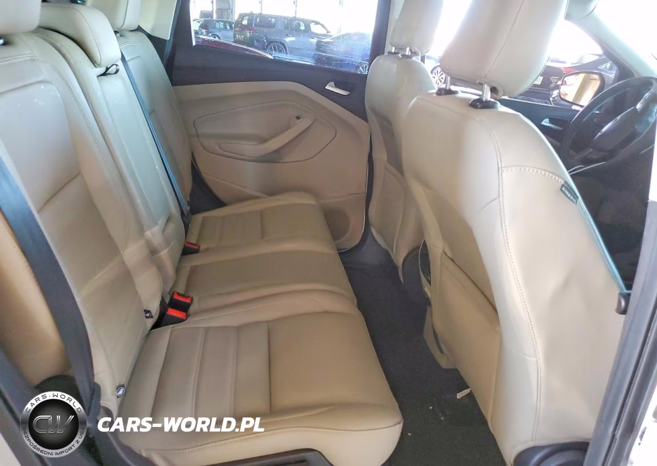 2019 Ford Escape VIN:1FMCU0HDXKUB62413 - 10