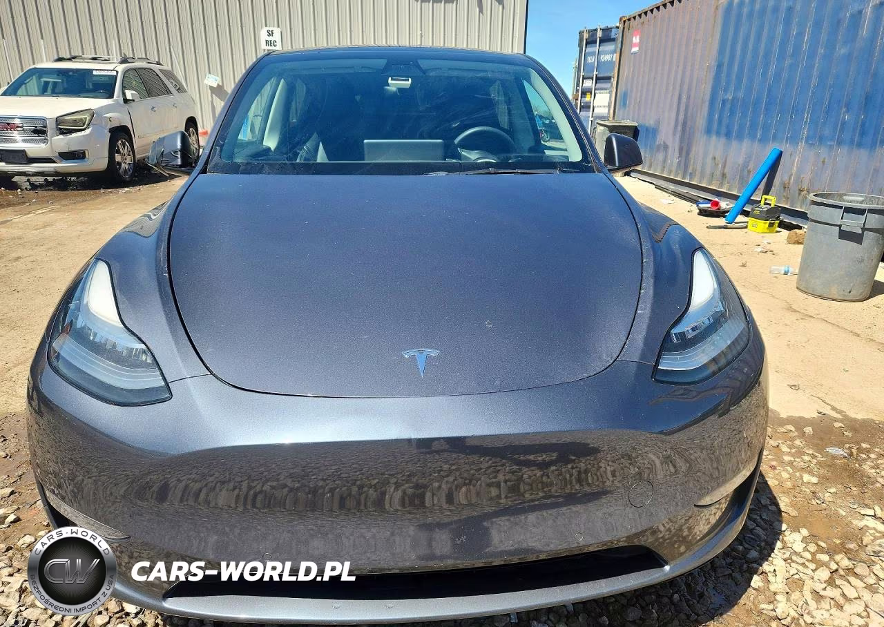 2022 Tesla Model Y VIN:7SAYGAEE0NF382647 - 5